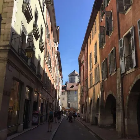 Les Filateries Lin Bed & Breakfast